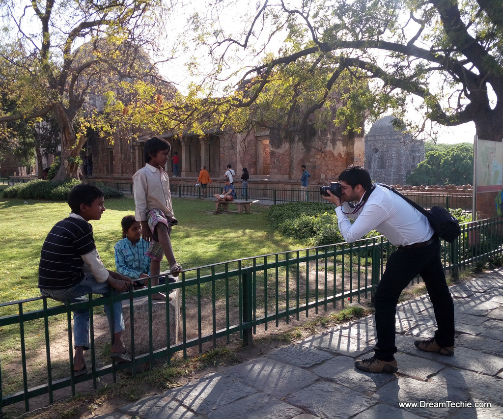 Bloggers at work, Delhi Hauz Khas Pics , Pic with leEco1s
