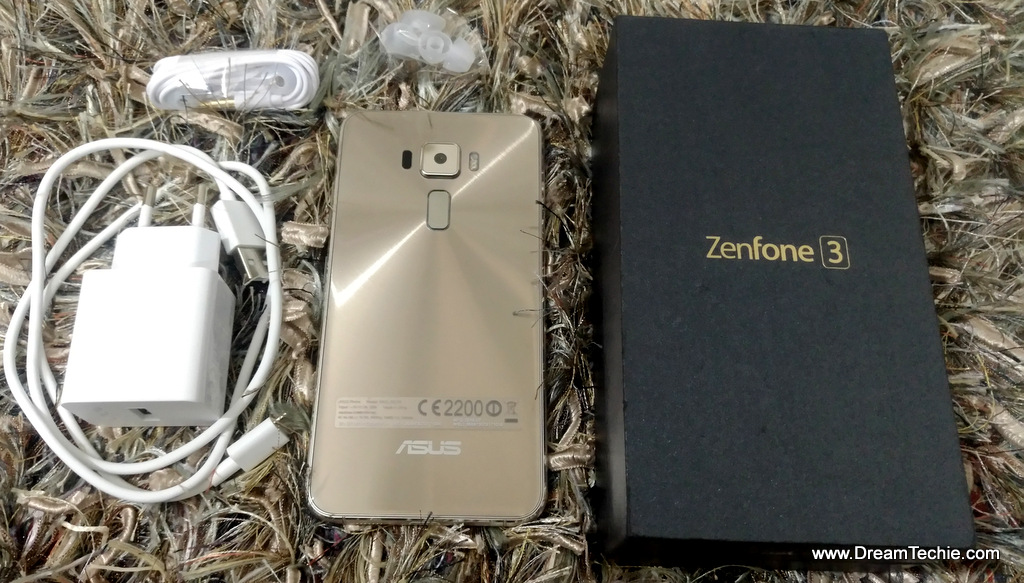 Asus Zenfone 3 box contents